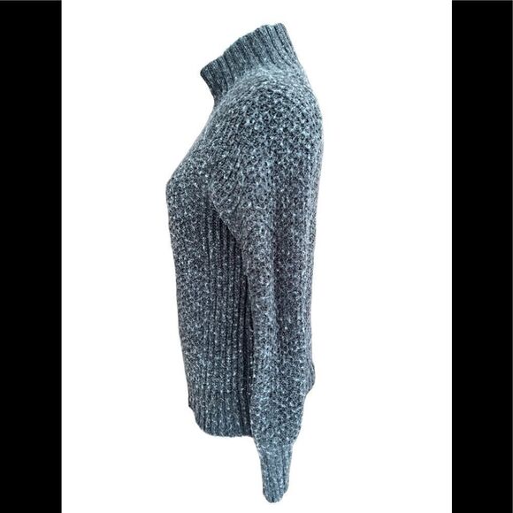AMERICAN Eagle Outfitters Live Your Life Gray fuzzy wool blend sweater, size XS - Picture 2 of 6